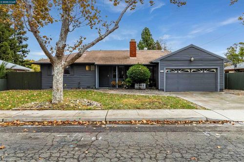 1216 Lincoln St, Fairfield, CA, 94533-4814 | Card Image