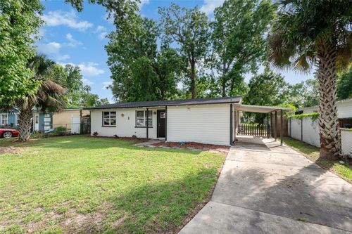 121 Mason Park Dr, Daytona Beach, FL, 32117-4815 | Card Image