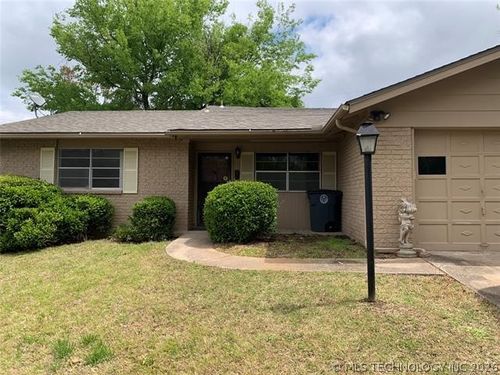 2113 Birmingham Ct, Tulsa, OK, 74114-1712 | Card Image