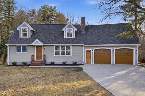 14 Ayer Cir, Seabrook, NH, 03874-4001 | Card Image