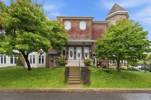 1289 Carré Du Jaspe, Québec (Charlesbourg ), QC, G2L3H4 | Card Image