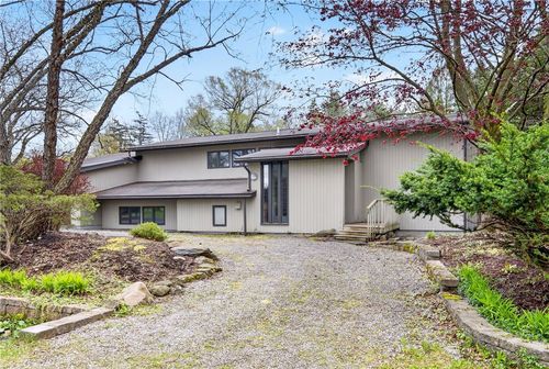 19 Spruce Ln, Ithaca, NY, 14850-1766 | Card Image