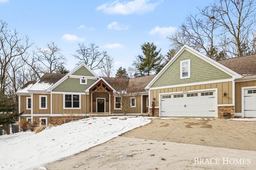 8056 Whip Por Wil Way, Rockford, MI, 49341-7005 | Card Image