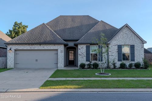 119 Deer Lake Ln, Lafayette, LA, 70508-8352 | Card Image