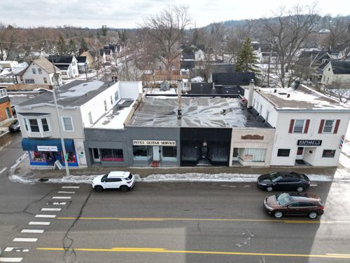 1200-1210 White Ave Nw, Grand Rapids, MI, 49504-4006 | Card Image