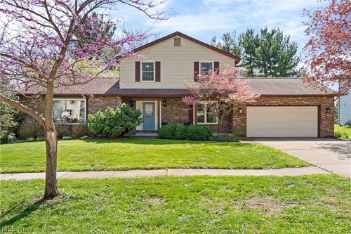 1026 Douglas Dr, Wooster, OH, 44691-2771 | Card Image