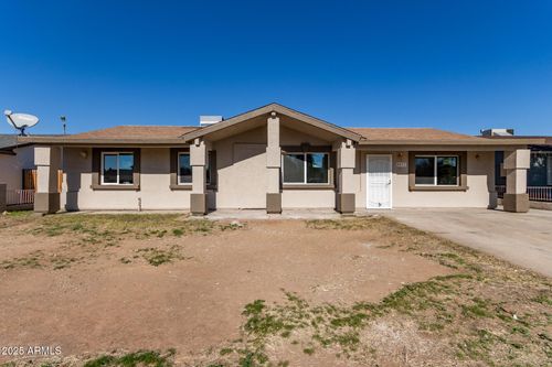 8052 W Pierson St, Phoenix, AZ, 85033-1032 | Card Image