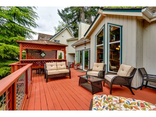 2307 W 28th Ave, Eugene, OR, 97405 | Card Image