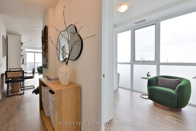 2109 - 1461 Lawrence Ave W, Condo with 3 bedrooms, 3 bathrooms and null parking in Toronto ON | Image 28