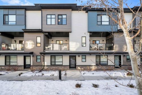 106-42 Cranbrook Gardens Se, Calgary, AB, T3M3N9 | Card Image