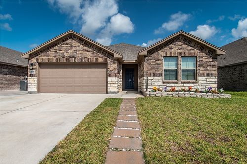 7821 Salais Dr, Corpus Christi, TX, 78414-2529 | Card Image