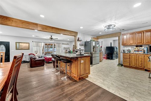 13751 Ventris Rd, Garfield, AR, 72732-9614 | Card Image