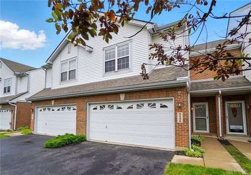 9235 Great Lakes Cir, Washingtn Twp, OH, 45458-3677 | Card Image