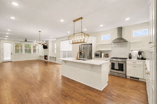 829 Watts Ln, Nashville, TN, 37209-4437 | Card Image