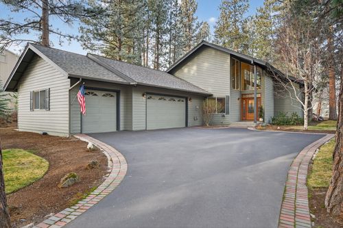 60644 Golf Village Loop, Bend, OR, 97702 | Card Image