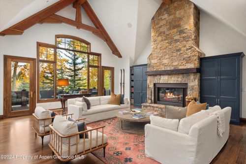 713 Oregon Trl, Aspen, CO, 81611-3040 | Card Image