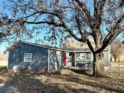 118 Locust St, Verden, OK, 73092-8402 | Card Image