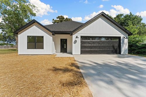 28790 Stapleton St, Seligman, MO, 65745-7422 | Card Image