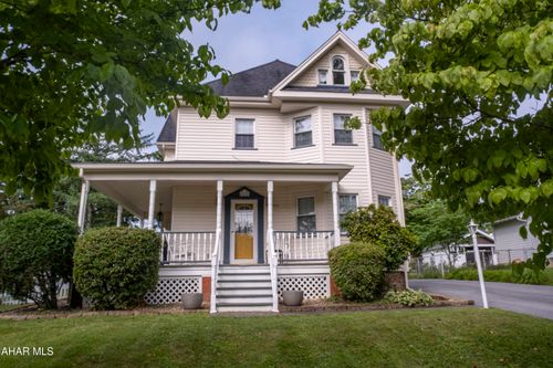 314 Wordsworth Ave, Altoona, PA, 16602-3049 | Card Image