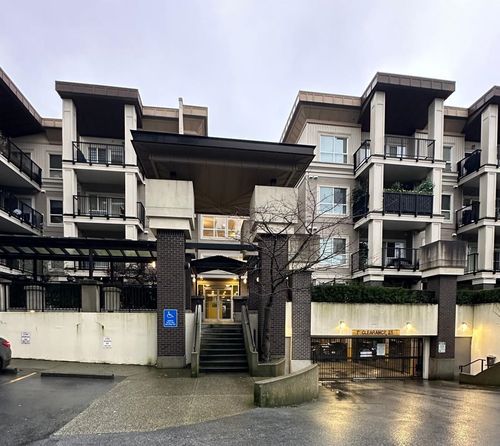 324-9655 King George Blvd, Surrey, BC, V3T0C7 | Card Image