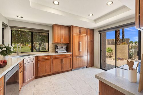 49271 Mariposa Dr, Palm Desert, CA, 92260-6920 | Card Image