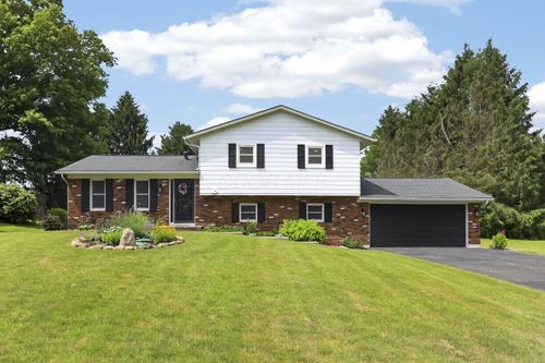 65 Amberly Dr, Granville, OH, 43023-9654 | Card Image