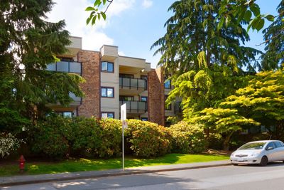 202 - 1066 E 8 Th Ave, Condo with 1 bedrooms, 1 bathrooms and 1 parking in Vancouver BC | Image 1