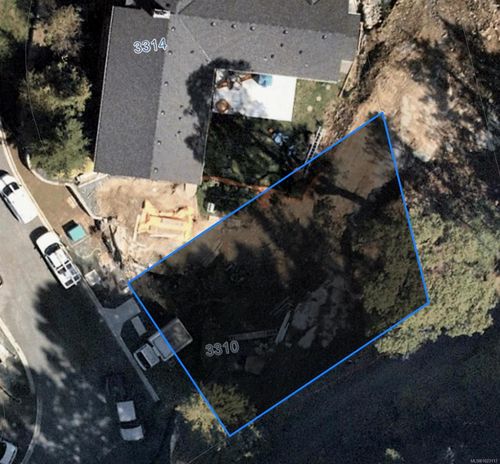 3310 West Oak Pl, Langford, BC, V9C2P2 | Card Image