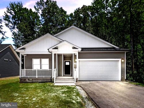 192 Woodmount Dr, COLONIAL BEACH, VA, 22443-3407 | Card Image