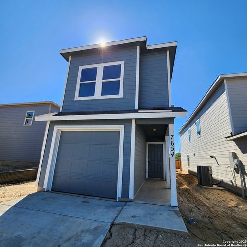 7654 Barcelo Way, San Antonio, TX, 78201 | Card Image