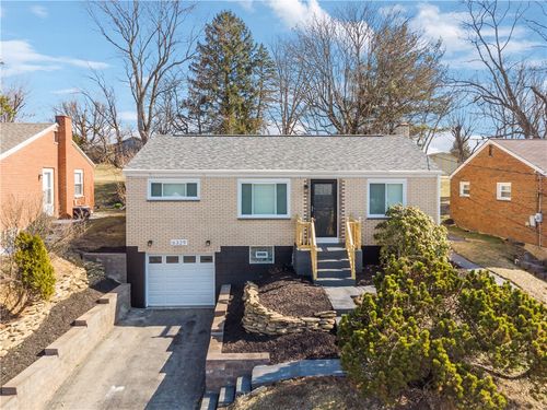 6329 Crestview Dr, South Park, PA, 15129-9643 | Card Image