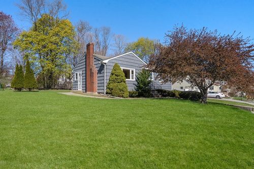 196 Hill St, Norwood, MA, 02062-3651 | Card Image