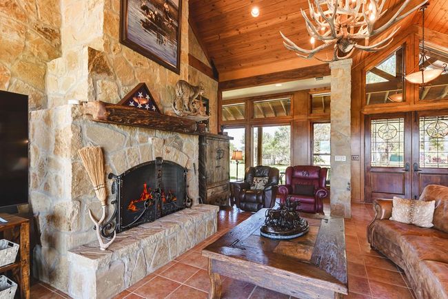 2068 S Laird Rd, Home with 0 bedrooms, 0 bathrooms and null parking in Harper TX | Image 4