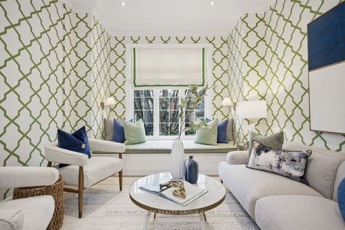 290 Cranbrooke Avenue, Toronto, ON, M5M1M7 | Card Image