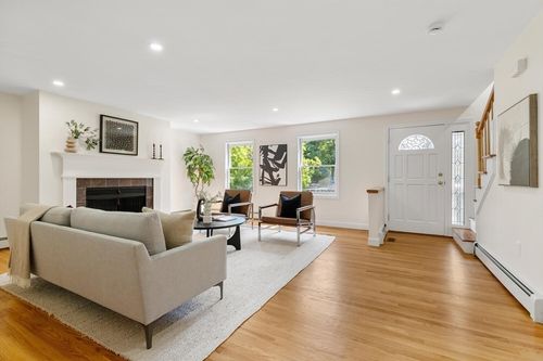 29-29 Cottage St, Newton, MA, 02464-1254 | Card Image