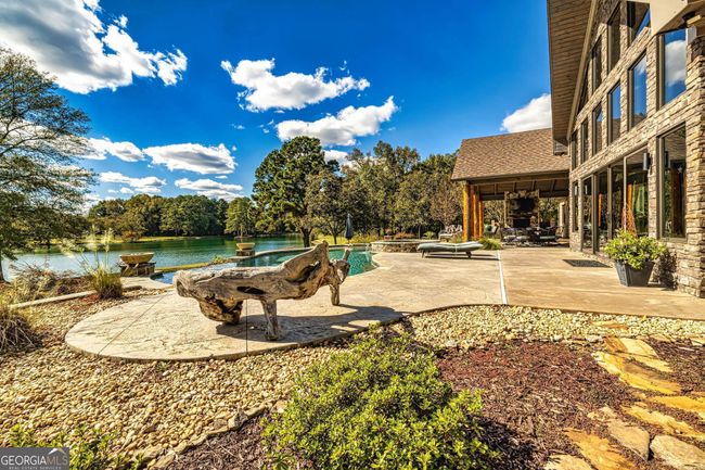 2066 Drew Allen Rd, House other with 4 bedrooms, 3 bathrooms and 3 parking in Williamson GA | Image 11