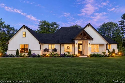 0001 7 Mile Rd, Northville, MI, 48167 | Card Image
