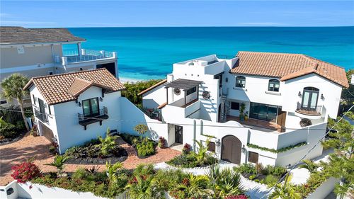 121 N Casey Key Rd, Osprey, FL, 34229-9732 | Card Image