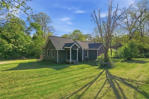 382 Main St, Talmo, GA, 30575-1809 | Card Image