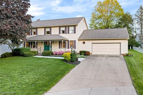 2026 Longfellow St Ne, Canton, OH, 44721-2500 | Card Image