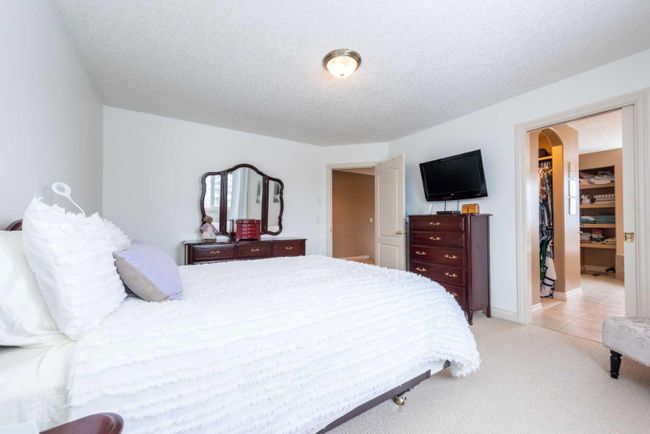 1212 Woodside Way Nw, Home with 4 bedrooms, 2 bathrooms and 4 parking in Airdrie AB | Image 29