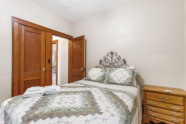 52-web-or-mls-225-van-buren-st | Image 52