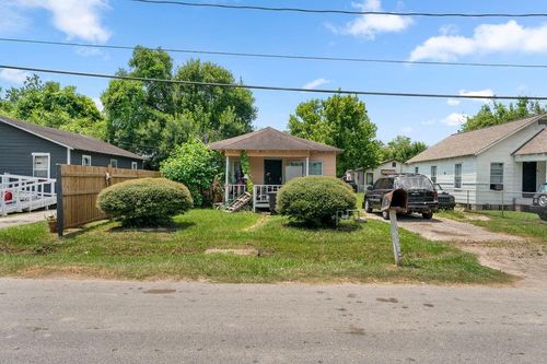 7325 Phillips St, Houston, TX, 77088-7730 | Card Image