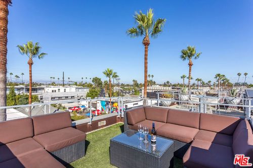 1-1212 Abbot Kinney Blvd, Venice, CA, 90291-2300 | Card Image