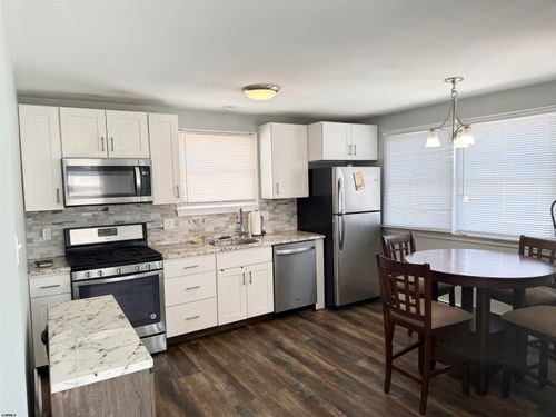 225 West Ave, Ocean City, NJ, 08226 | Card Image