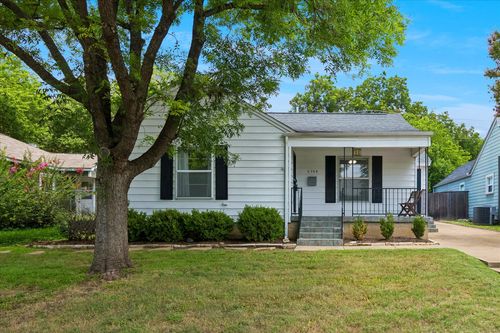 4708 Calmont Ave, Fort Worth, TX, 76107-5424 | Card Image
