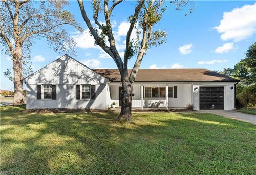 4512 Whitechapel Ct, Virginia Beach, VA, 23455-6425 | Card Image