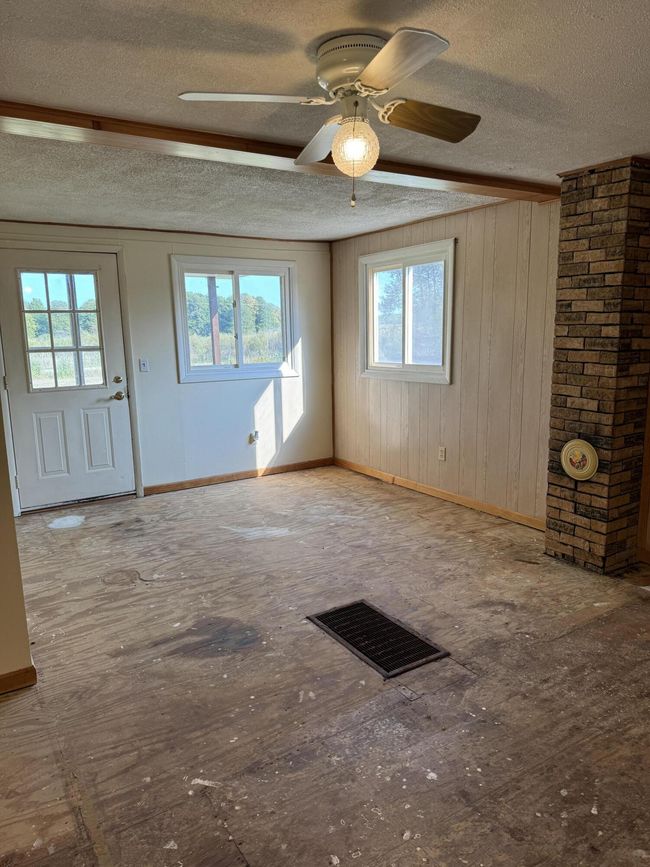 Living/Dining | Image 7