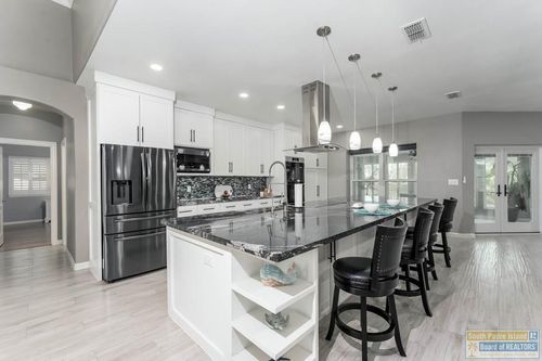 31 Ocelot Trail Rd, Laguna Vista, TX, 78578-2601 | Card Image