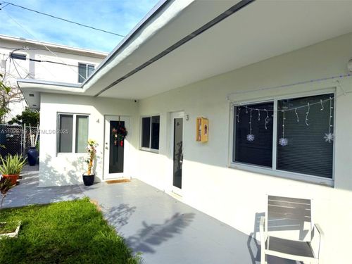 apt-3-3071 Sw 27th Ln, Miami, FL, 33133-3525 | Card Image